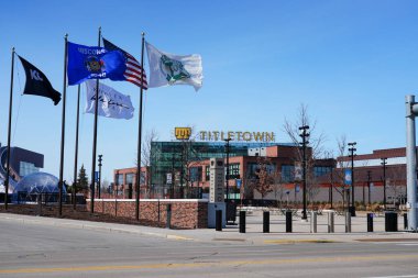 Green Bay, Wisconsin / ABD - 7 Mart 2020: Titletown İlçesi, aynı zamanda Titletown Eğlence Bölgesi olarak da bilinir ya da basitçe Green Bay, Wisconsin 'de Lambeau Field' in bitişiğindeki Titletown.