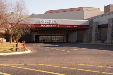 Baraboo, Wisconsin ABD - 14 Nisan 2023: Ho-Chunk Wisconsin Dells Kumarhanesi.