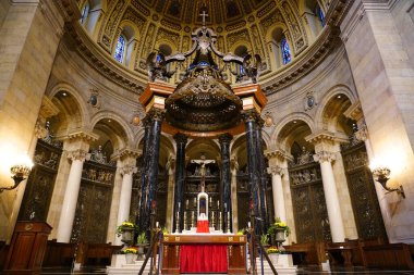 St. Paul, Minnesota ABD - 9 Ekim 2021: Saint Paul Katedrali.