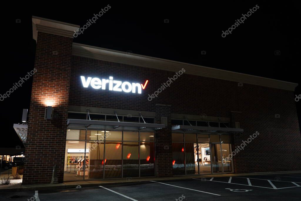 Fond du Lac, Wisconsin USA - April 4th, 2024: Verizon cellphone and communications building during the night time.