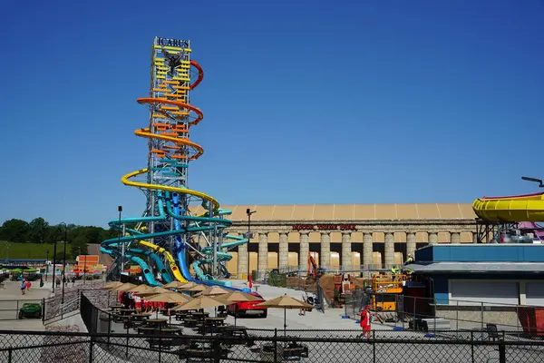 stock image Wisconsin Dells, Wisconsin USA - May 25th, 2024: The Rise of Icarus America's Tallest waterslide opened up during Memorial Day weekend at Mount Olympus Water and Theme Park.