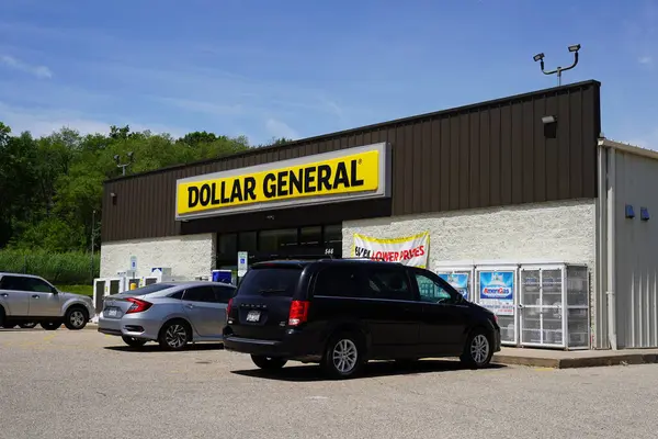 stock image Ripon, Wisconsin USA - May 30th, 2024: Dollar General convenience store serving the community.