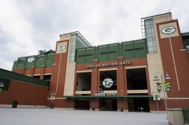 Green Bay, Wisconsin ABD - 4 Ağustos 2024: NFL Green Bay Packers Lambeau Saha Girişi.