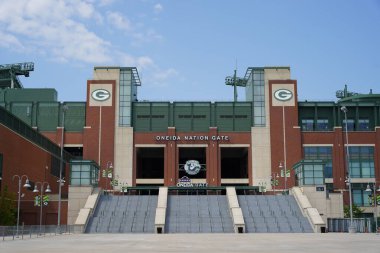 Green Bay, Wisconsin ABD - 4 Ağustos 2024: NFL Green Bay Packers Lambeau Saha Girişi.