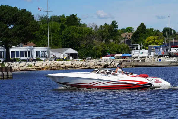 Stock image Sheboygan, Wisconsin USA - August 10th, 2024: People out in boats traveling around on Lake Michigan during the summer.