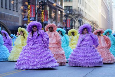 San Francisco, ABD - Haziran 1916: San Francisco Meydanı Geçit Töreni 'nde kimliği belirsiz insanlar