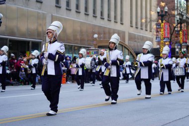 New York, ABD - 24 Mart 2018: New York şehrindeki geçit töreni. Lise, lise