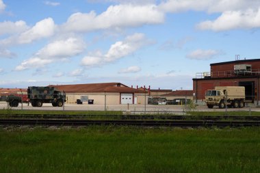 Douglas Kampı, Wisconsin ABD - 9 Ağustos 2024 Volk Field Ulusal Muhafız Üssü Askeri Kışlası.