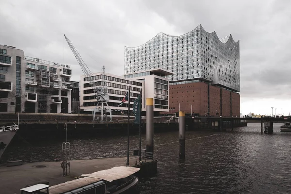 Filarmónica Hamburgo Bajo Cielo Nublado — Foto de Stock