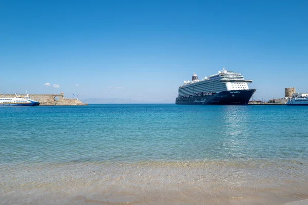 Big Cruise Ship Mein Schiff Port Rhodos — Stock Photo, Image