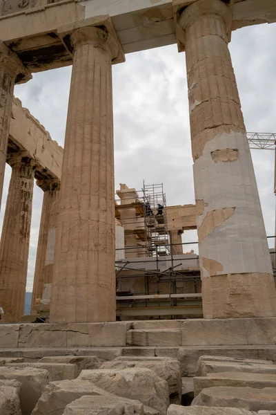 Många Turister Besöker Akropolis Aten — Stockfoto