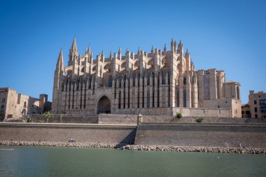 Mallorca 'daki ünlü Palma Katedrali.