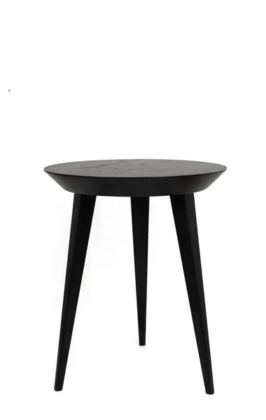 圆形黑色木制咖啡桌 三条腿 木质美 被白色背景隔离 — 图库照片