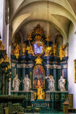 Tyniec, Polonya - 16 Ağustos 2022: Tyniec Benedictine Abbey 'deki St. Paul ve Peter Kilisesi