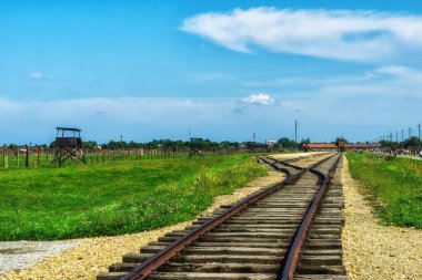 Auschwitz (Oswiecim), Polonya - 15 Ağustos 2022: Auschwitz II - Birkenau, eski Alman Nazi Toplama ve İmha Kampı.