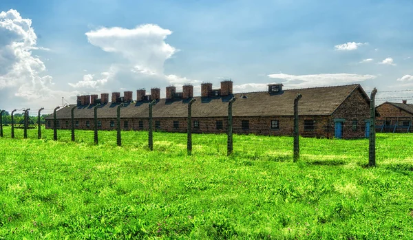 奥斯威辛集中营 Oswiecim 2022年8月15日 奥斯威辛集中营Ii Birkenau的建筑物 前德国纳粹集中营和灭绝营 — 图库照片