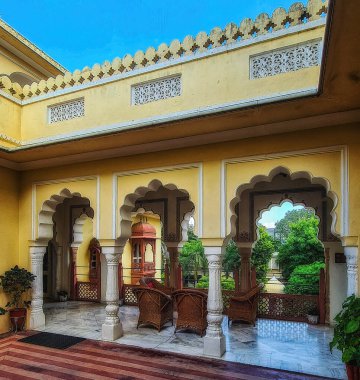Jaipur, Rajasthan, Hindistan 'daki lüks bir otelin detayları.