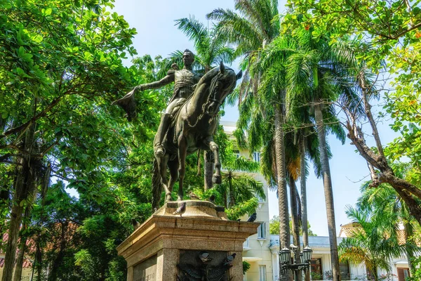 stock image View at Statue of the state founder Simon Bolivar in Bolivar Park Plaza in Cartagena de Indias Colombia.