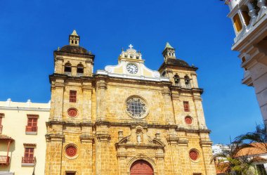 Kolombiya, Cartagena 'daki Aziz Peter Kilisesi cephesi.