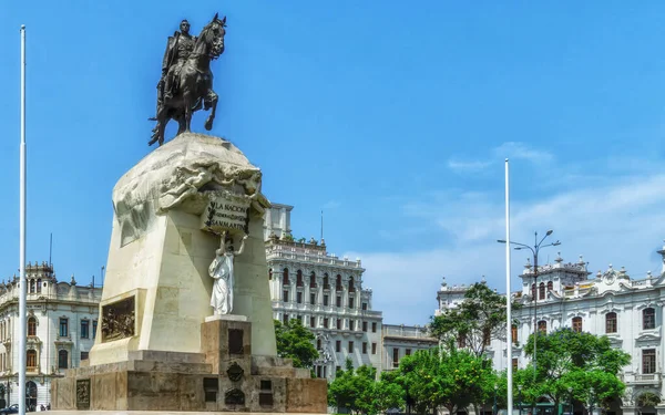Plaza San Martn Centro Histórico Ciudad Con Monumento José San — Foto de Stock
