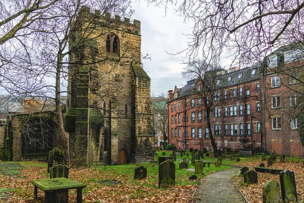 Vista Igreja Andrews Com Seu Cemitério Newcastle Tyne Inglaterra — Fotografia de Stock