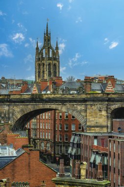 Newcastle şehrinin ufuk çizgisi ve St Nicholas Katedrali, İngiltere, İngiltere