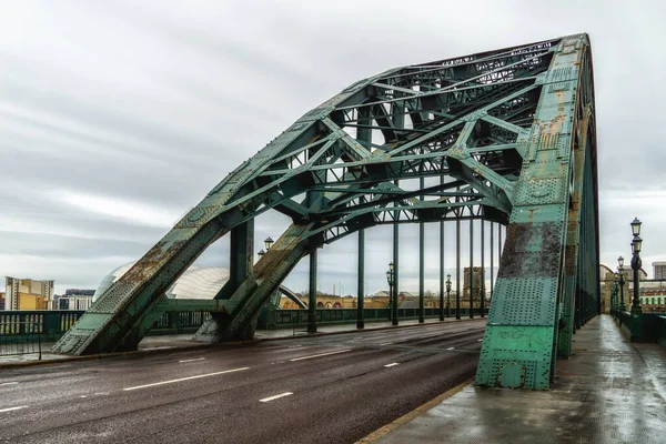 stock image Detail of the Tyne Bridge, in Northumberland, England. The bridge connects Newcastle upon Tyne with Gateshead, and was opened in 1928.