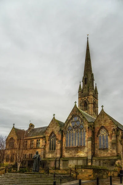 St Mary Katedrali, İngiltere 'nin Tyne şehrinde Newcastle' da bulunan bir katedraldir. Katedral 1844 yılında tamamlandı ve 1. sınıf bir binadır..