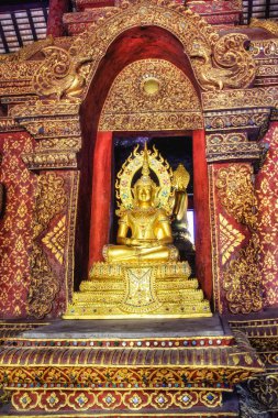 Tayland desenleri ve Tayland iç mekanları Wat Phra Singh, Chiang Mai, Tayland.