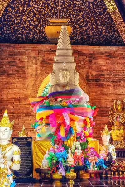 Estátuas Buda Wat Inthakhin Sadue Muang Temple Chiang Mai Tailândia — Fotografia de Stock