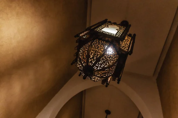 Schöne Flur Korridor Marokkanischen Architektur Stil Lampe Fliese Und Malerei — Stockfoto
