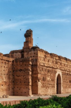 El Badi Sarayı ya da Badi Sarayı. Marakeş, Fas 'taki harabe bir saray. 1578 yılında Saadian hanedanı sultanı Ahmet el-Mansur tarafından kurulmuştur..