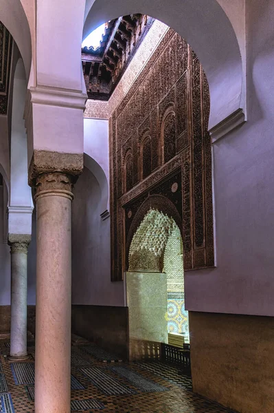 Saadian Mezarları Sarayı Nın Marakeş Fas Tavanındaki Süslemeler — Stok fotoğraf