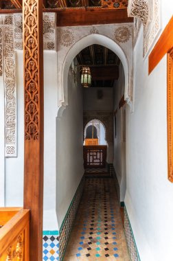 14. yüzyılın iç kısımları Ben Youssef Madrasa ya da Marakeş ya da Marakeş 'teki üniversite.