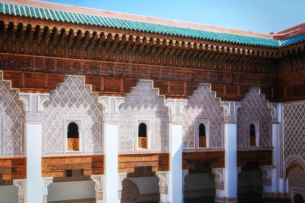漂亮修复的Ben Youssef Medersa的庭院 它是摩洛哥最大的神学院 马拉喀什 — 图库照片