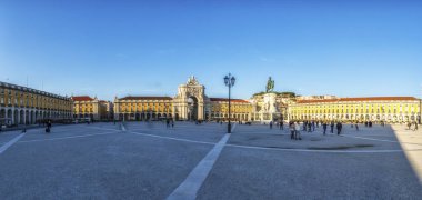 Lizbon, Portekiz Rua Augusta Arch alacakaranlıkta. Commerce Square görünümünden (Portekizce: Praça Comercio yap, Terreiro Paco).