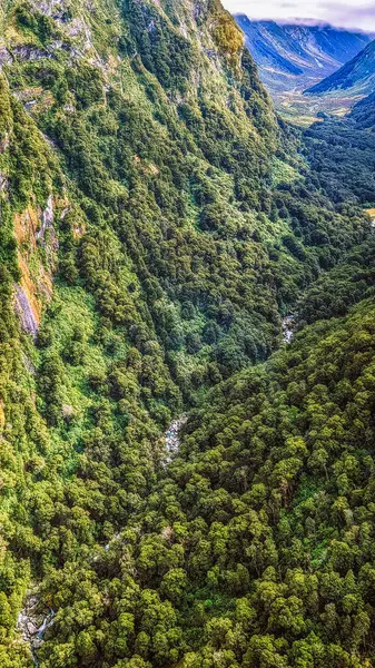 Wilkin Nehri Havalimanı, Güney Adası, Yeni Zelanda