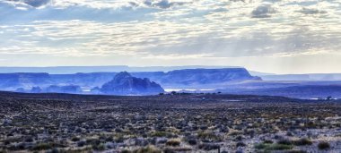 Utah, ABD 'deki Anıt Vadisi' ne Sabah Görüşü