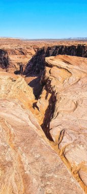 Colorado nehrindeki at nalı kıvrımlı sayfa Arizona 'da Amerika Birleşik Devletleri