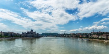 Panoramic Skyline with main landmarks  Parliament, Buda Castle, Chain Bridge and Matthias Church in Budapest, Hungary clipart