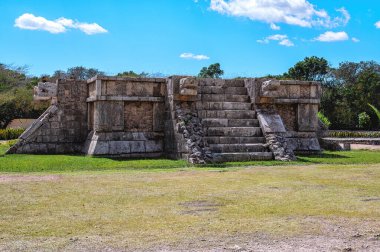 Kartallar ve Jaguarlar Platformu Chichen Itza Mexico