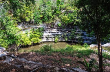 Cenote Sagrado (Kutsal Kuyu) Chichen Itza, Yucatan, Meksika