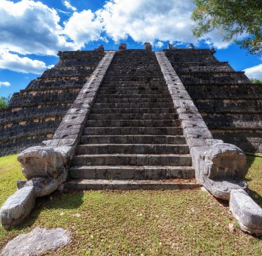 El Osario (The Bonehouse), Chichen Itza, UNESCO Dünya Mirası Alanı, Yucatan, Meksika