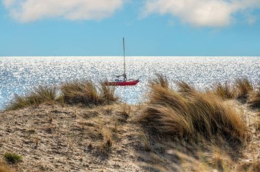 Hollanda 'daki Markerwadden Kuşlar ve Rekreasyon için yeni yapılmış bir doğa rezervi. Kuşlar için bir sürü göl ve dere ve Kuşlar için gözlem kuleleri var..