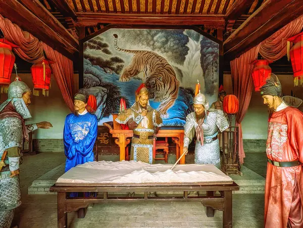 Generaller ve aileleri tarafından kullanılan eski konaklama artık Ming Hanedanlığı zamanında Jiayuguan Kalesi, Jiayuguan Kalesi, Gansu, Çin 'deki yaşam tablosunu gösteriyor.