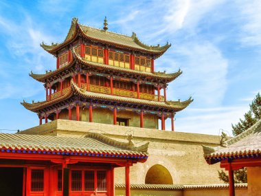 Jiayu Geçidi 'nin geçidi, Jiayu Geçidi, Chiina' nın Jiayuguan şehrinin Jiayuguan kenti yakınlarında, Ming hanedanlığının batı ucunda yer almaktadır..