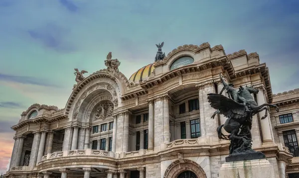 Palacio de Bellas Artes, Güzel Sanatlar Sarayı, Müze ve opera binası, tarihi merkez, Mexico City, Federal Bölge, Meksika