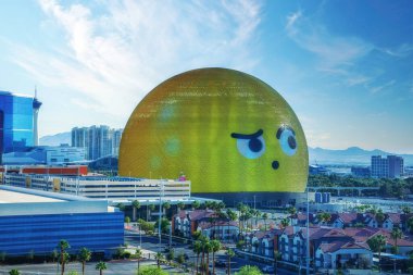Las Vegas, Nevada, ABD - 30 Temmuz 2025: MSG Sphere, Las Vegas. Küre, eşsiz bir görsel deneyim için 1,2 milyon ışıklı LED ışıktan oluşan modern bir eğlence mekanıdır..