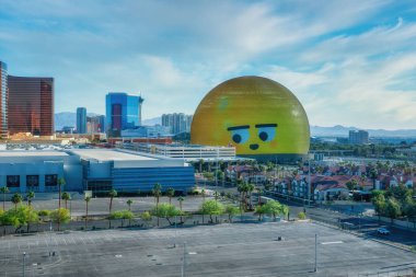 Las Vegas, Nevada, ABD - 30 Temmuz 2025: MSG Sphere, Las Vegas. Küre, eşsiz bir görsel deneyim için 1,2 milyon ışıklı LED ışıktan oluşan modern bir eğlence mekanıdır..