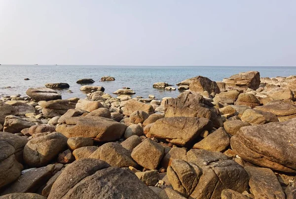 Güzel Deniz Kıyısı Doğa Arkaplanı — Stok fotoğraf